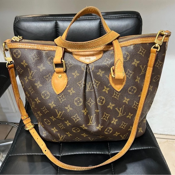Louis Vuitton Handbags - Louis Vuitton Palermo w sling ( medium to large size)